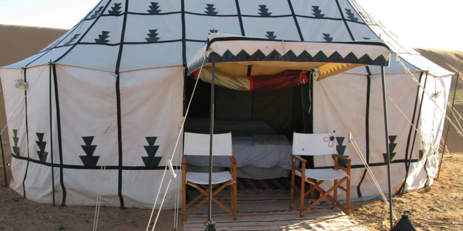 africa-morocco-merzouga-ak-exclusive-desert-tented-camp-interior-1024-x-460